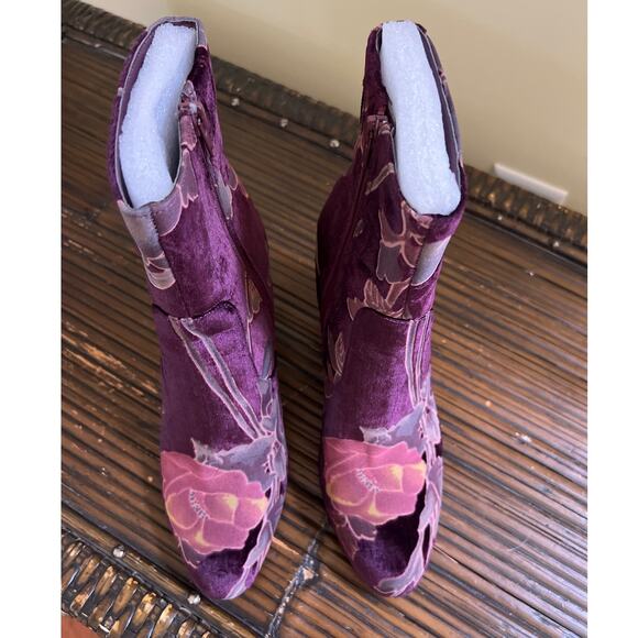 Steve Madden Elissa Grand Burgundy Velvet Floral Chunky Heel Ankle Boot 9.5 - Picture 6 of 8